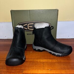 Keen Greta Chelsea Boots Waterproof Size 6.5/37 NWT